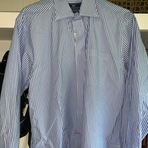 Vineyard vines button up dress shirt. Striped.